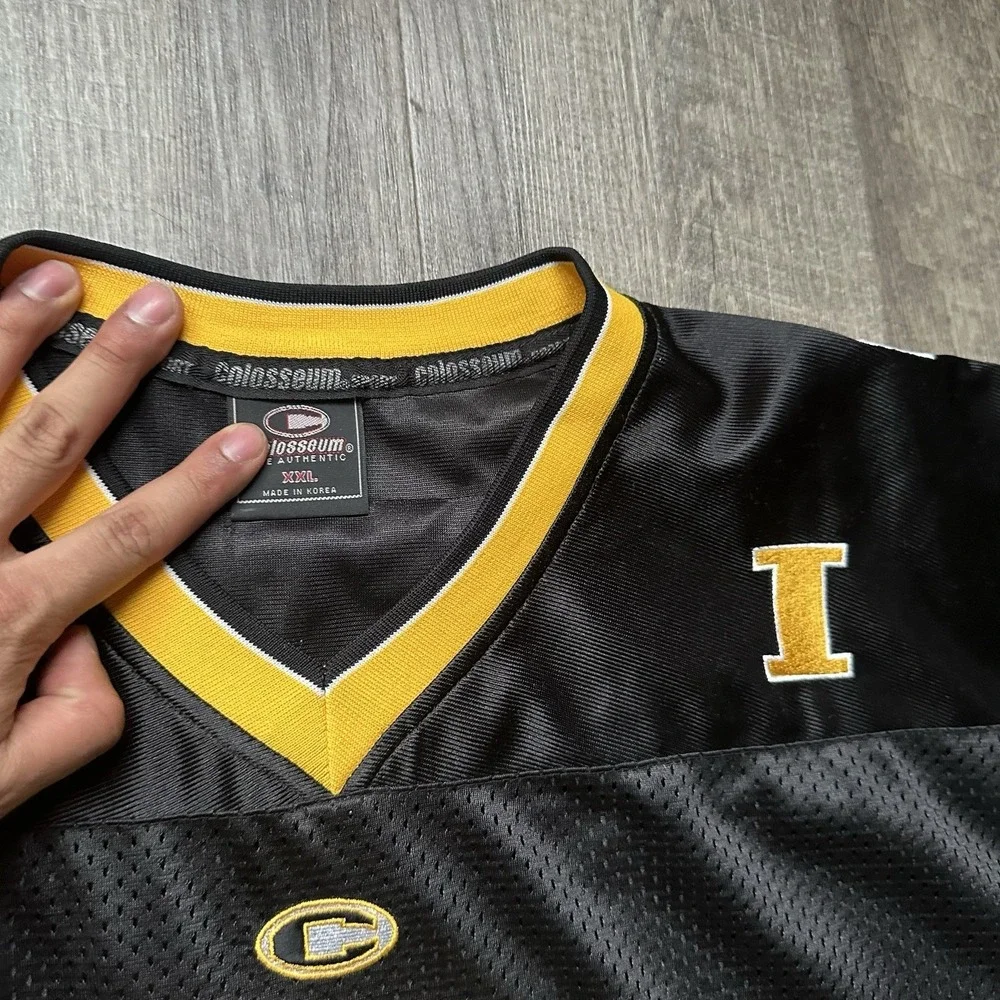 Iowa Hawkeyes #7‎ Jersey XXL Black Gold Colosseum NCAA Tigerhawk